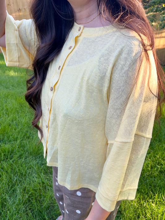 Buttercup Button Top