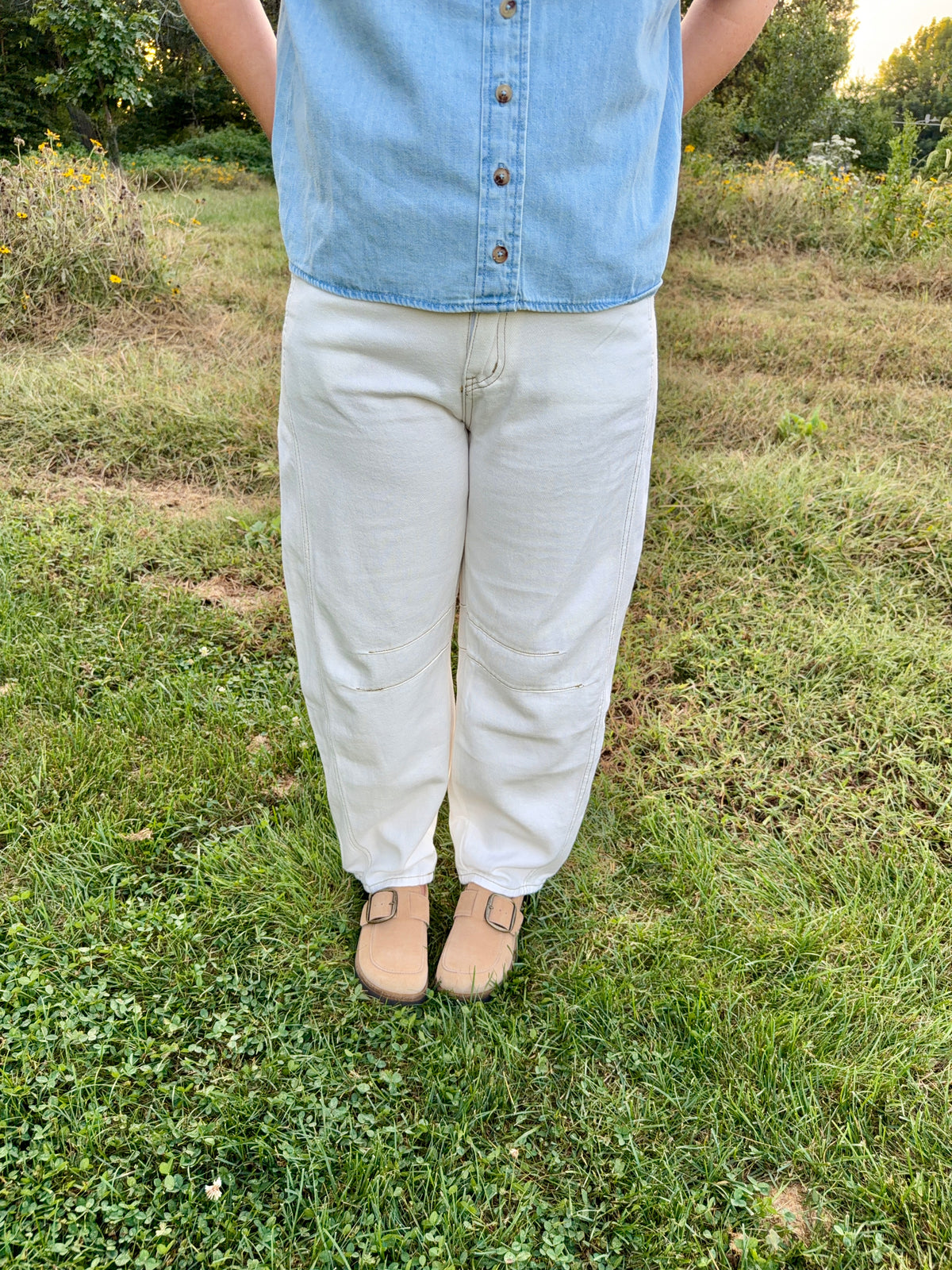 Meadow Canvas Barrel Jeans